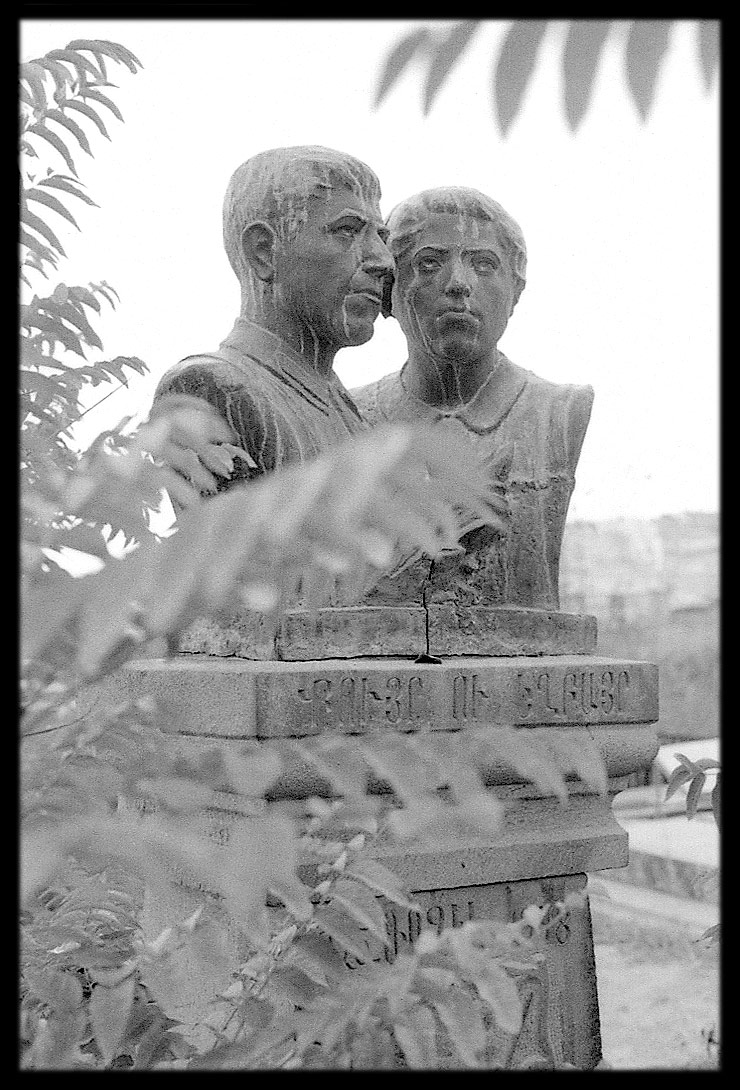 Gravestone, Yerevan, 1999