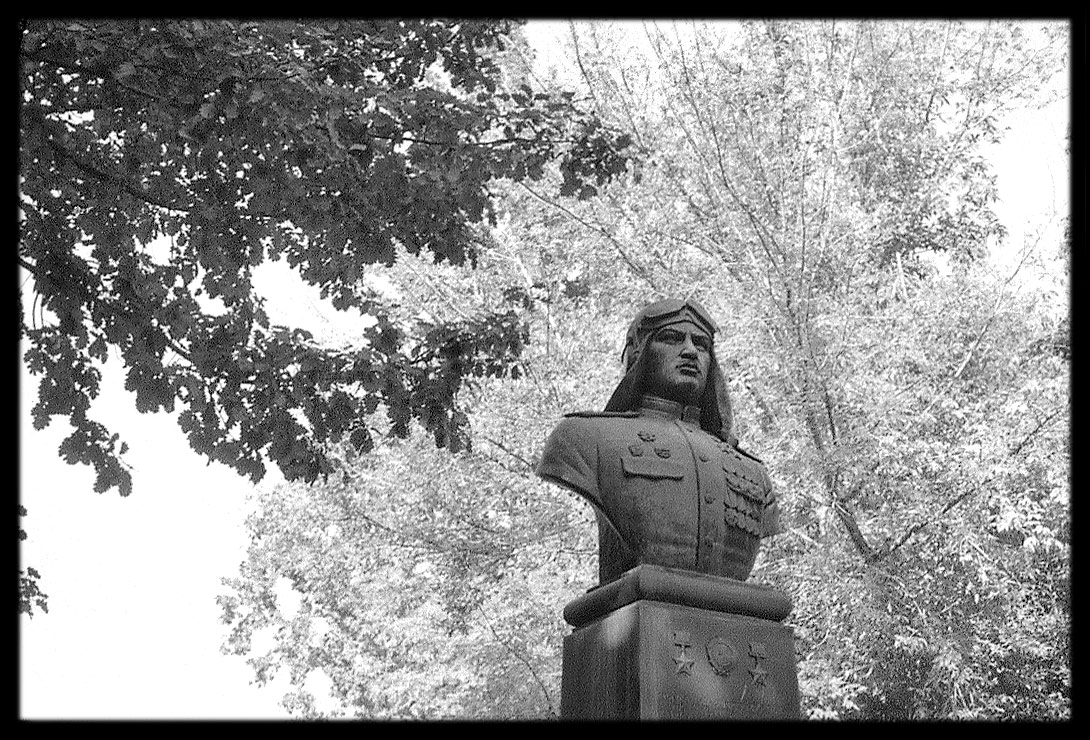 Hero, Yerevan, 1999