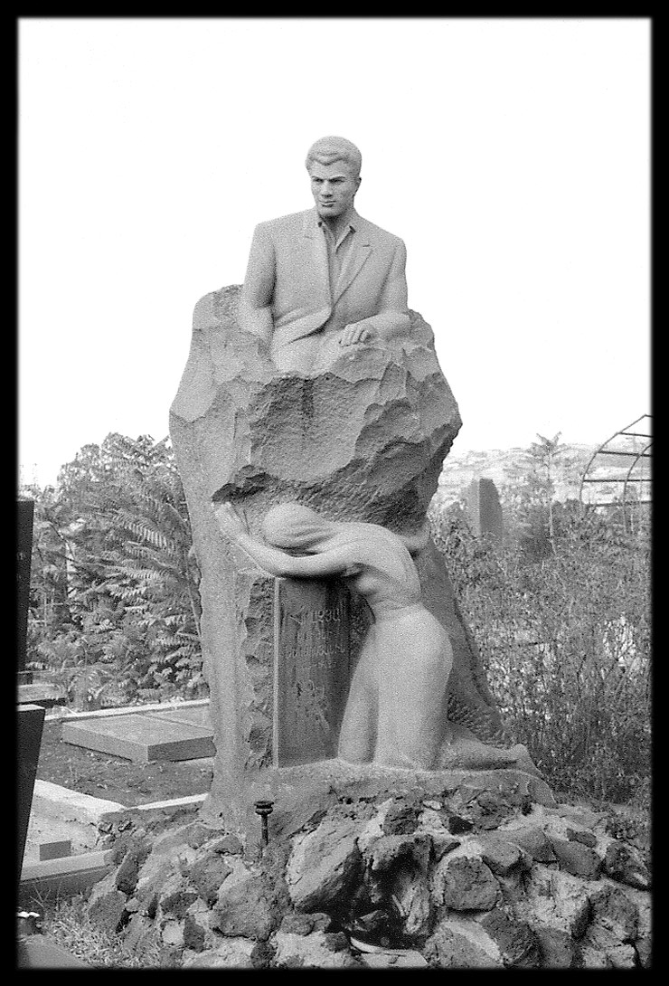 Gravestone, Yerevan, 1999