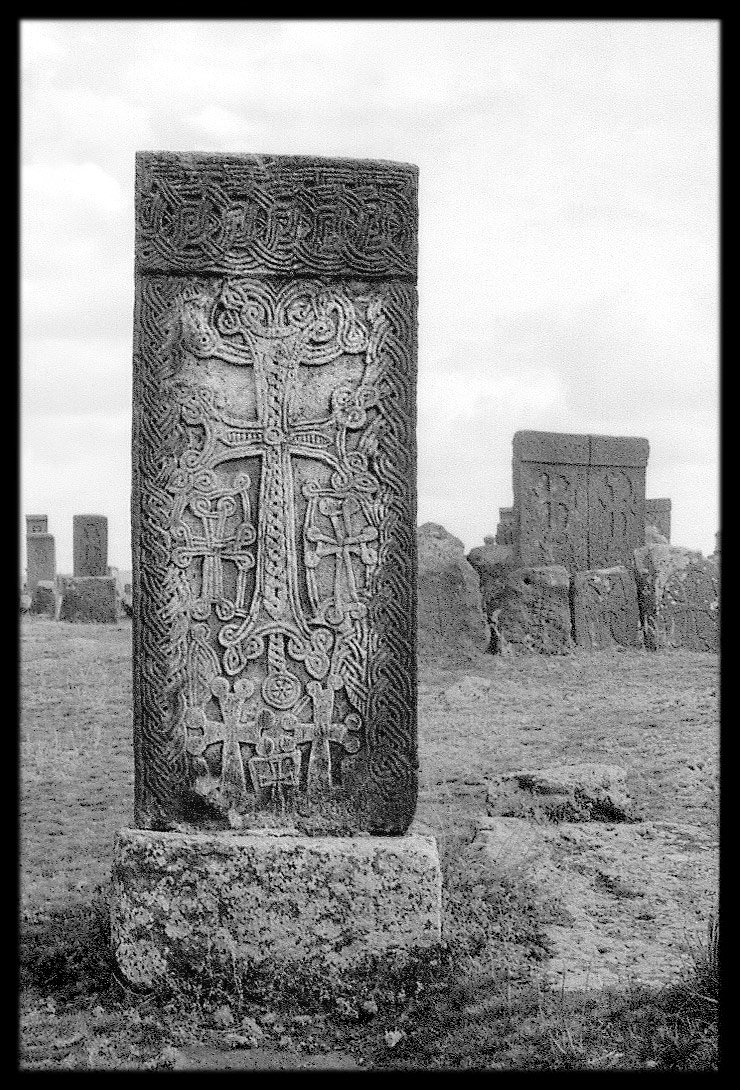 Khatchkar, Noraduz, 1999