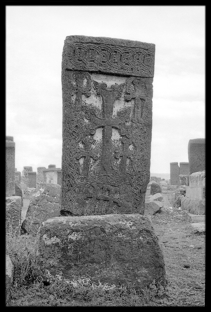 Khatchkar, Noraduz, 1999